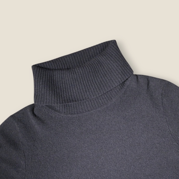 J. Crew Sweaters - J Crew Sweater Womens S Black Cashmere Long Sleeves Pullover Turtleneck Preppy